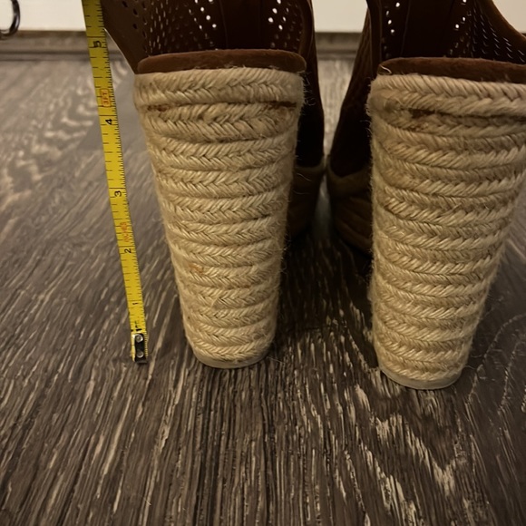 Wedge sandals size 8 - Picture 7 of 10